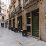 Bravissimo Mercaders 3, Old Town Oasis