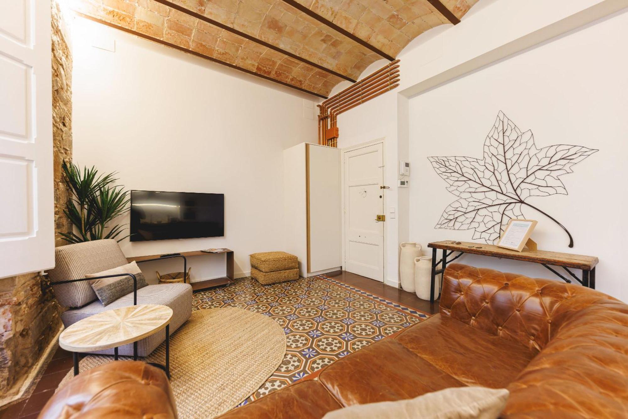 Bravissimo Mercaders 3, Old Town Oasis Apartment *